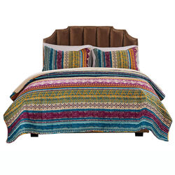 Tribal Motif Print Cotton King Quilt Set with 2 Pillow Sham, Multicolor