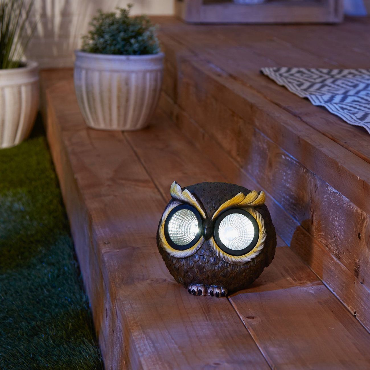 Solar Owl Figurine M 