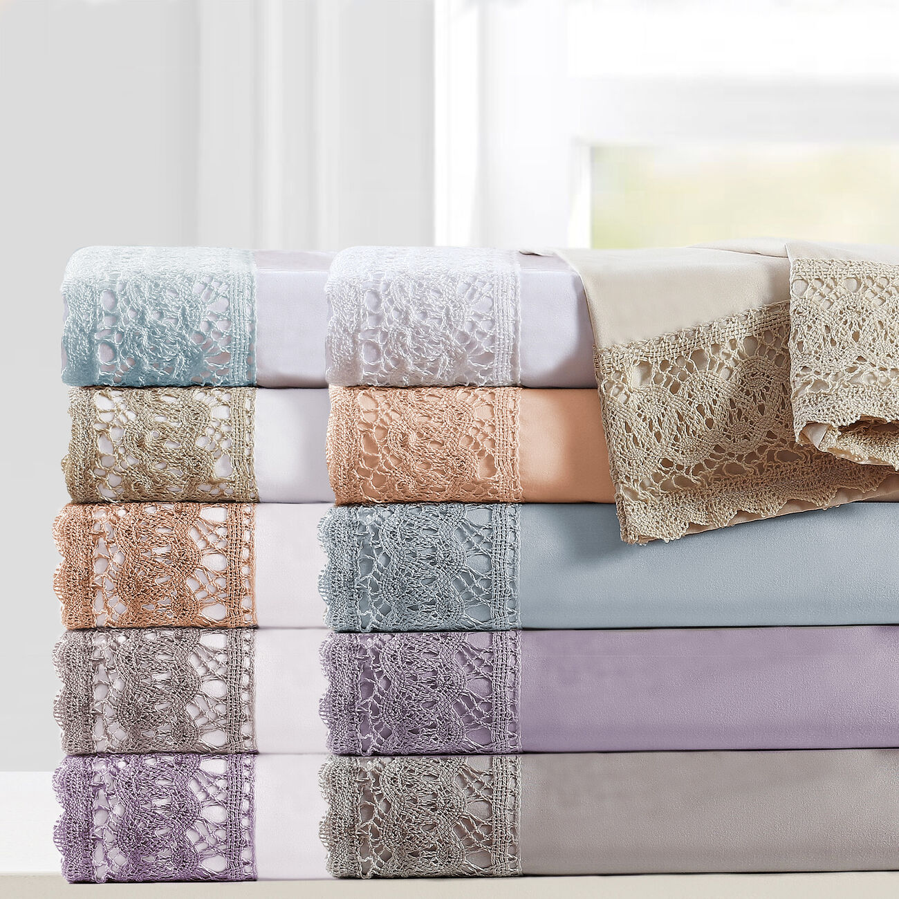 Udine 4 Piece Full Size Microfiber Sheet Set with Crochet Lace The Urban Port, Pink