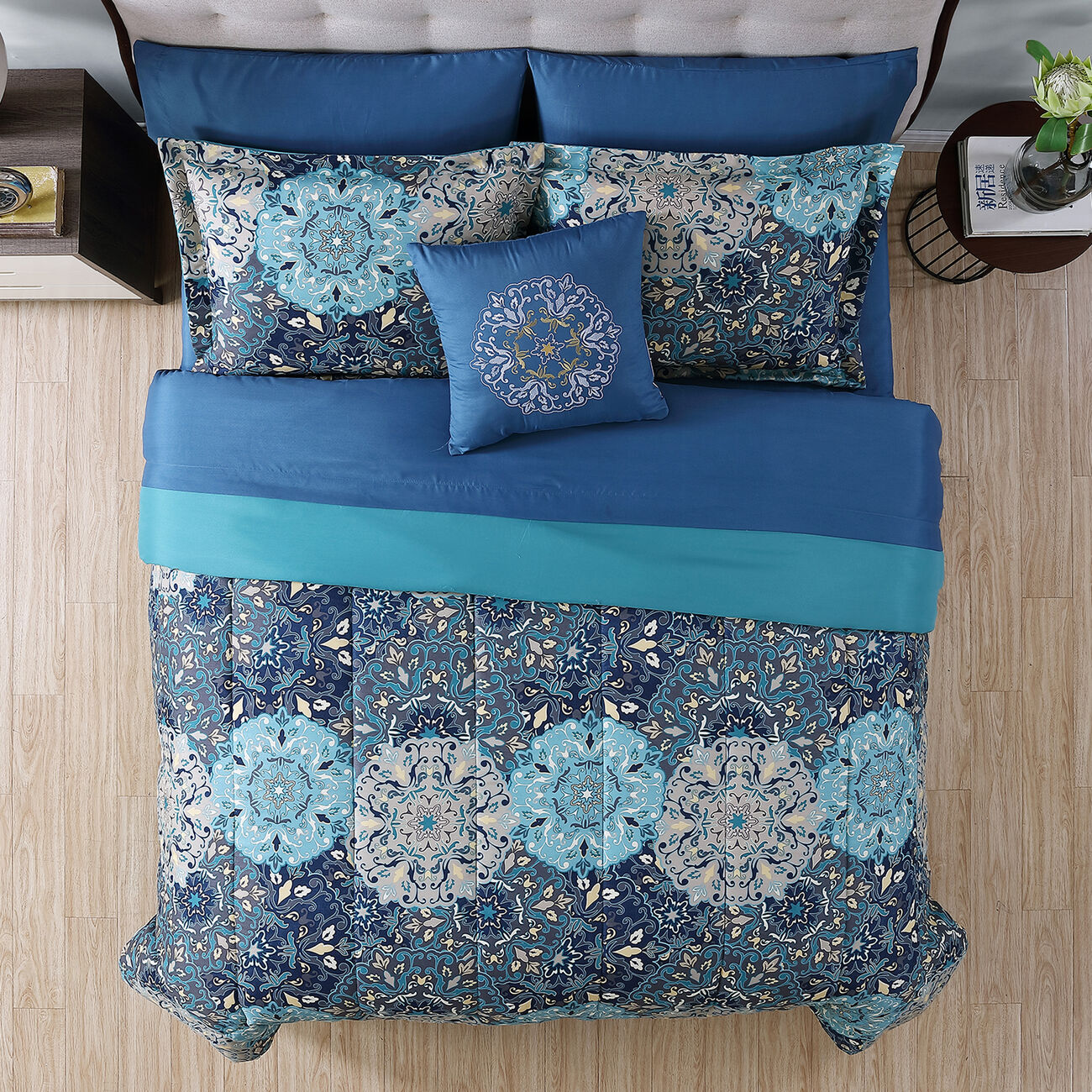 Caen 8 Piece King Size Printed Reversible Bed Set The Urban Port, Blue