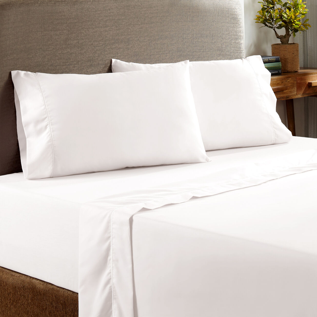 Prato 4 Piece Queen Size Cotton Sheet Set with 400 Thread Count The Urban Port, White