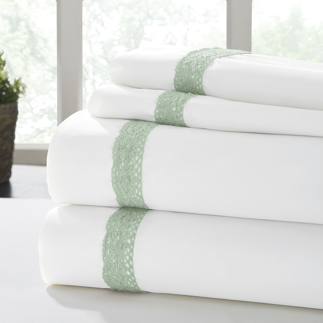 Pisa 4 Piece Sunshine Lace Hem Queen Size Sheet Set The Urban Port, White and Green